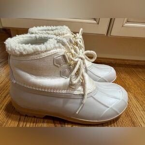 Sperry White/Cream Boots with Gold Accents Sz 5